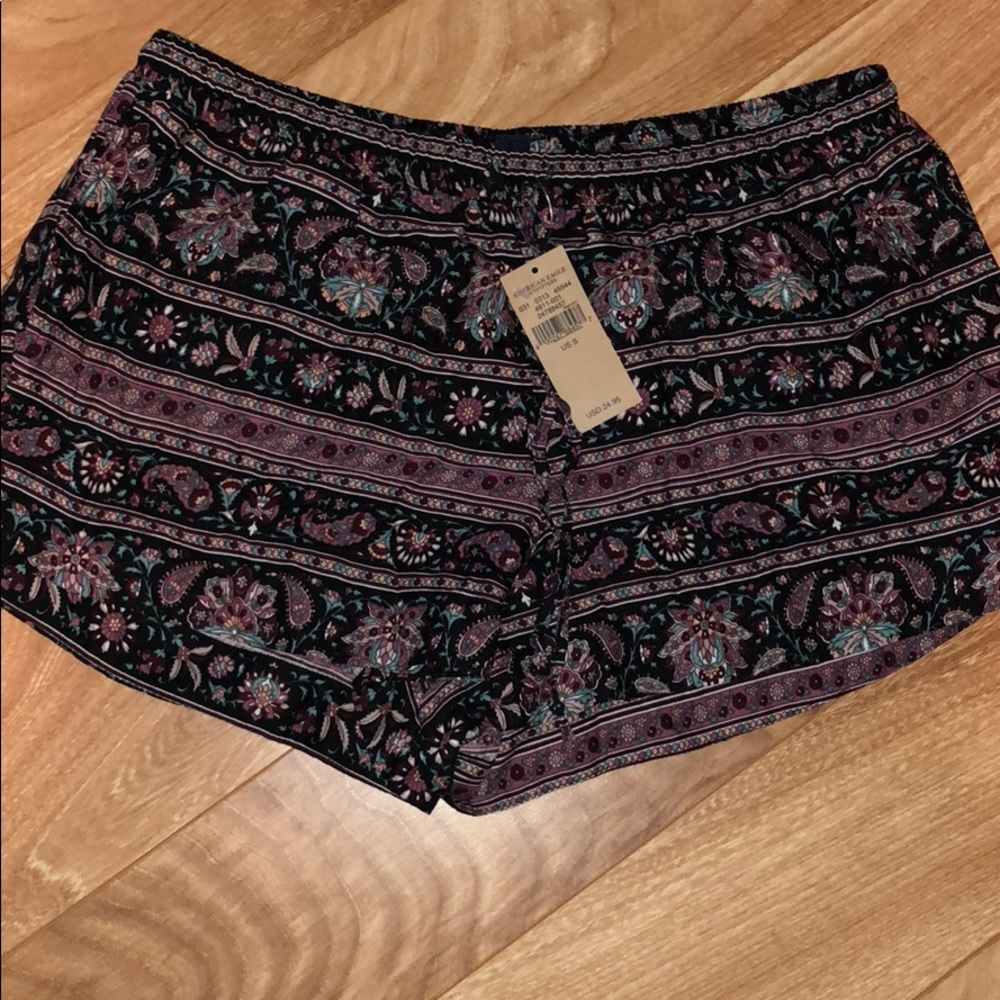 NWT American Eagle Boho Printed shorts